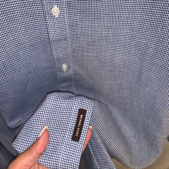 2 MICHAEL KORS DRESS SHIRT - Picture 6 of 9